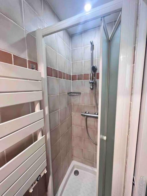 Super Appartement T2 Proche De Tour Eiffel Paris Dış mekan fotoğraf