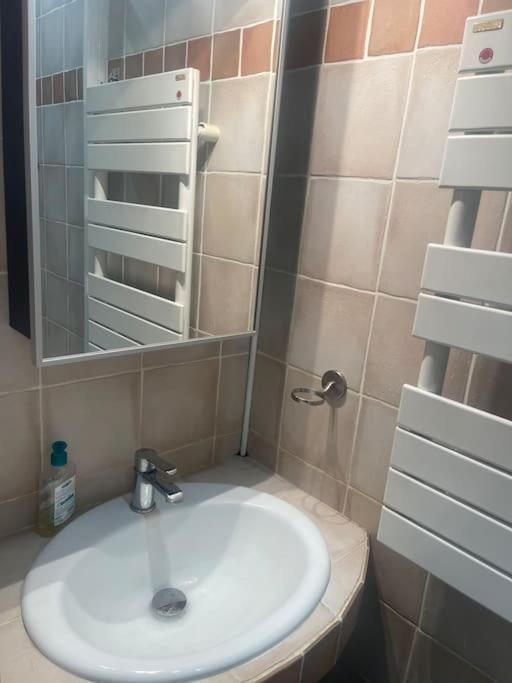Super Appartement T2 Proche De Tour Eiffel Paris Dış mekan fotoğraf